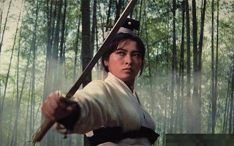 专访《三伏》开发者月光蟑螂：“中式恐怖”的核心是本土化的故事